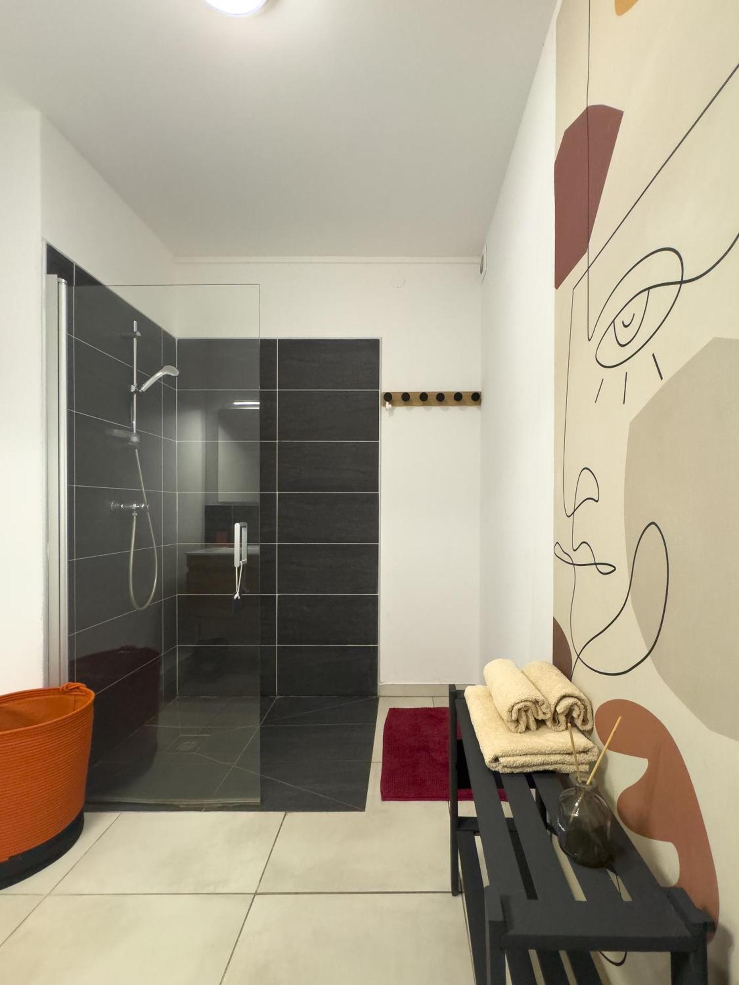 Evasion Saint-Leu Apartment Luaran gambar